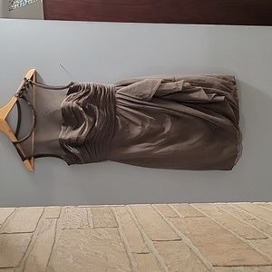 🌸 Vera Wang Dark gray party dress size 4